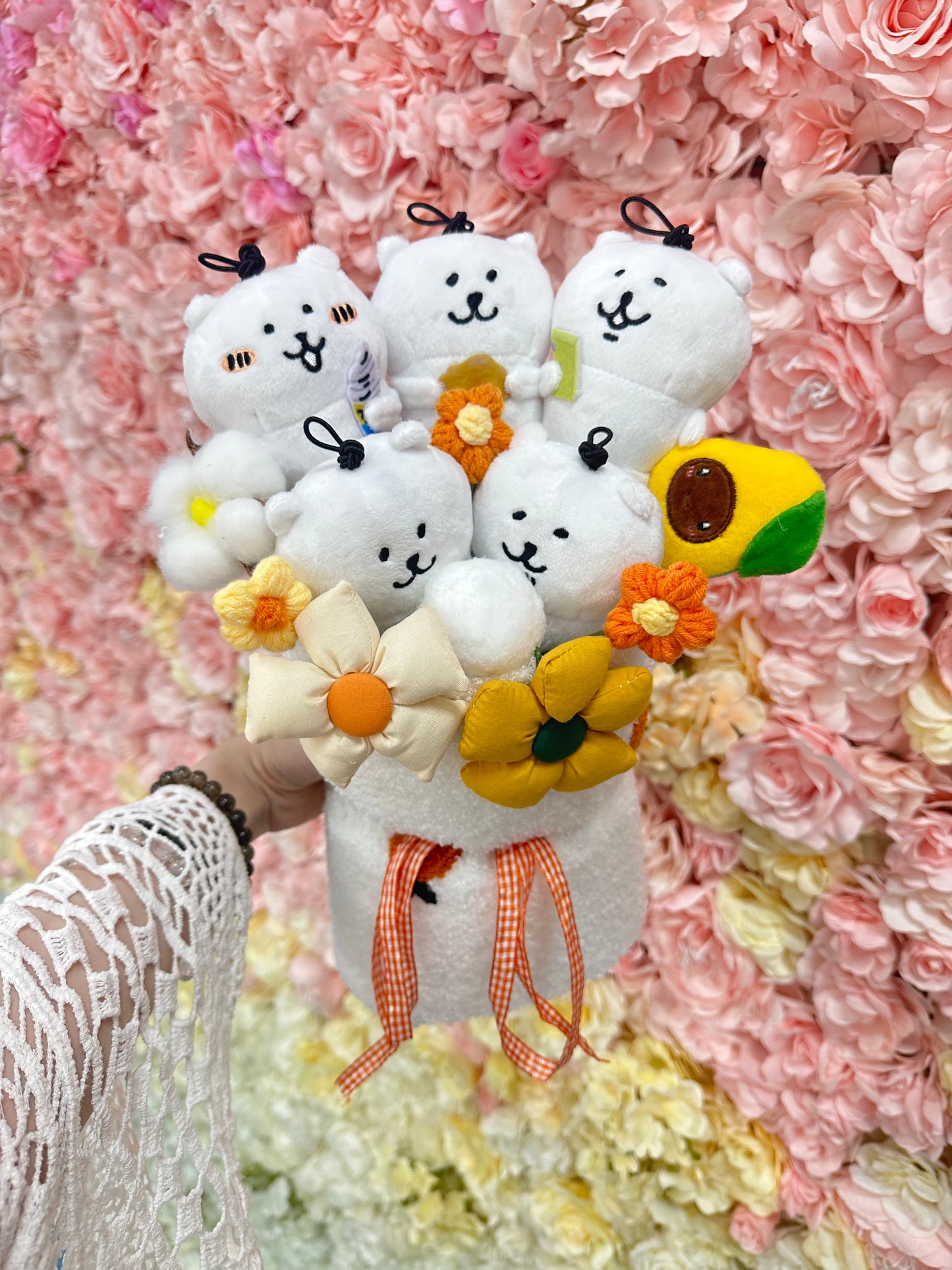 Joke bear 全家福自嘲熊公仔花束(非現貨)|客製禮物$298起|小朋友 幼稚園畢業花束|卡通花束|針織花束|生日花束|畢業公仔花束|畢業禮物|週年紀念日花束|情人節花束|創意禮品|網上訂花|人手製作|觀塘花店|香港花店
