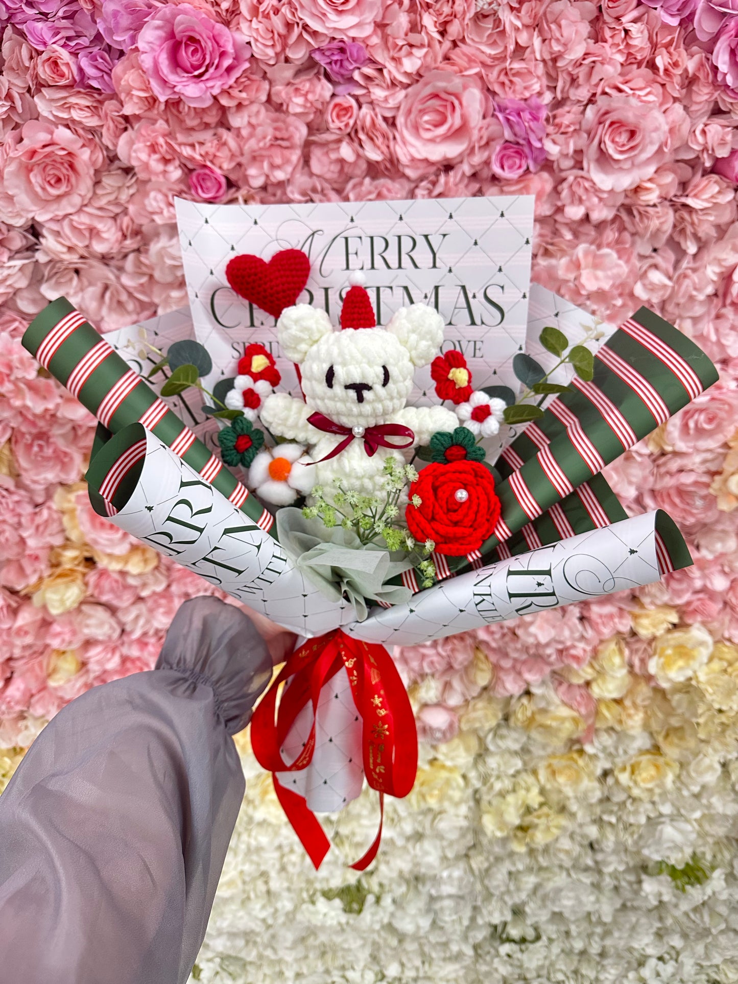 *只有一束🐻❄️冬天熊仔聖誕花束|聖誕節花束|聖誕花|聖誕禮物|聖誕節禮物|聖誕樹盆栽|2024聖誕禮物推薦|交換禮物|聖誕送咩禮物推介|網上花店|觀塘花店|香港花店