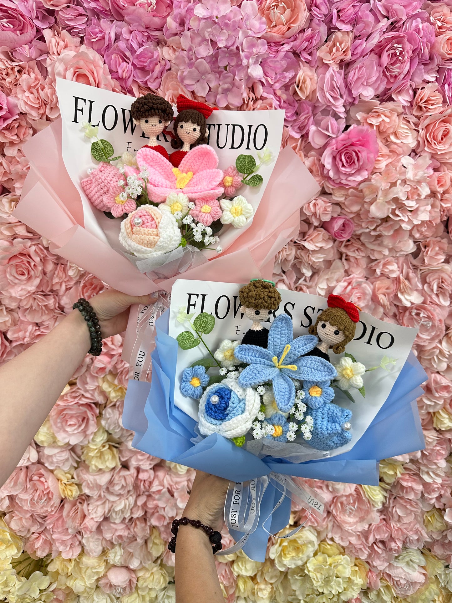 🖤黑色情侶裝👫七夕情人節花束|✨情侶鎖匙扣可拆卸|送女朋友花束|情人節禮物|情人節花束|週年紀念日|生日花束|針織花束 編織花束|人手製作|網上花店|觀塘花店