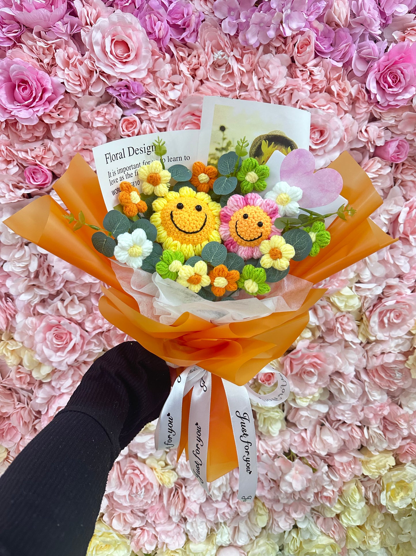 彩虹笑臉太陽花|畢業花束|畢業花|畢業禮物|Farewell 花束|情人節花束|感謝花束|升職花束|生日花束|週年紀念日花束|情人節禮物|公仔花束|即日送花|平價花店|網上花店推介|網上訂花|香港花店|觀塘花店