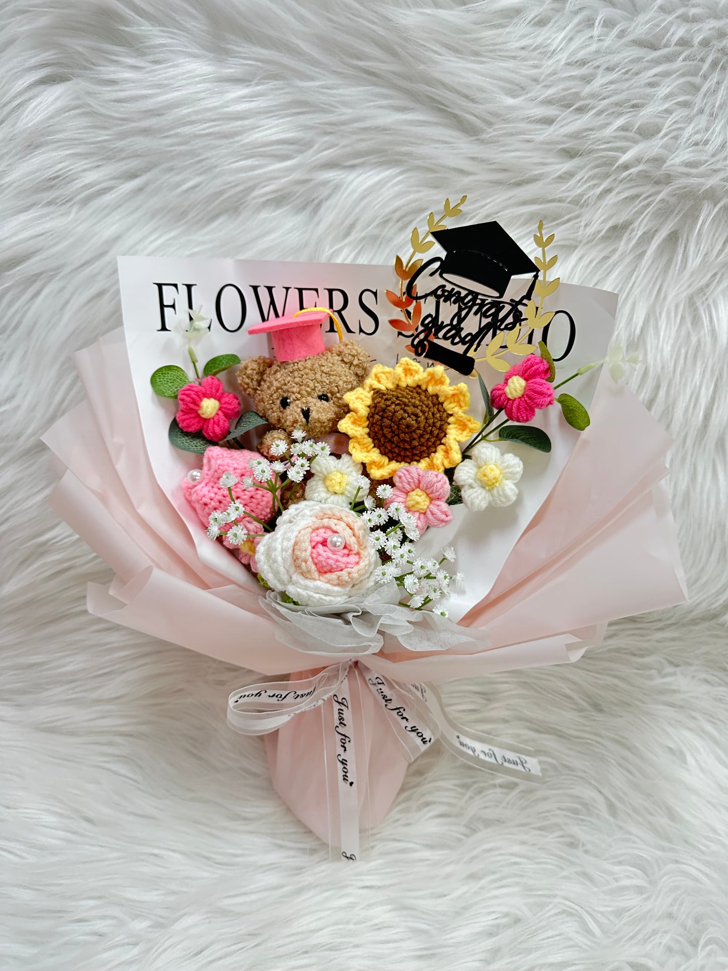 畢業熊|畢業花束|畢業禮物|畢業花|生日花束|情人節花束|表演花束|升職榮休Farewell|追星應援花束|探病慰問花束|浸禮花束|感謝道歉花束|香港平價花店|網上花店|即日送花|觀塘花店