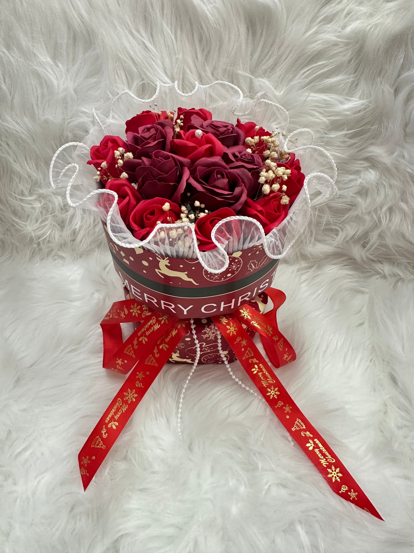 滿天星玫瑰皂花🌹 聖誕花束|聖誕節花束|聖誕花|聖誕禮物|聖誕節禮物|聖誕樹盆栽|2024聖誕禮物推薦|交換禮物|聖誕送咩禮物推介|網上花店|觀塘花店|香港花店