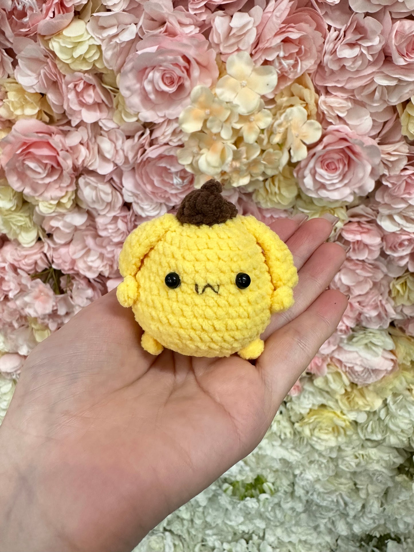 Pompompurin 布甸狗 布丁狗 公仔花| Sanrio 三麗鷗|向日葵|棉子|滿天星|畢業花束|畢業禮物|畢業公仔|針織花束 編織鈎織花束|人手製作|網上花店|香港花店|觀塘花店