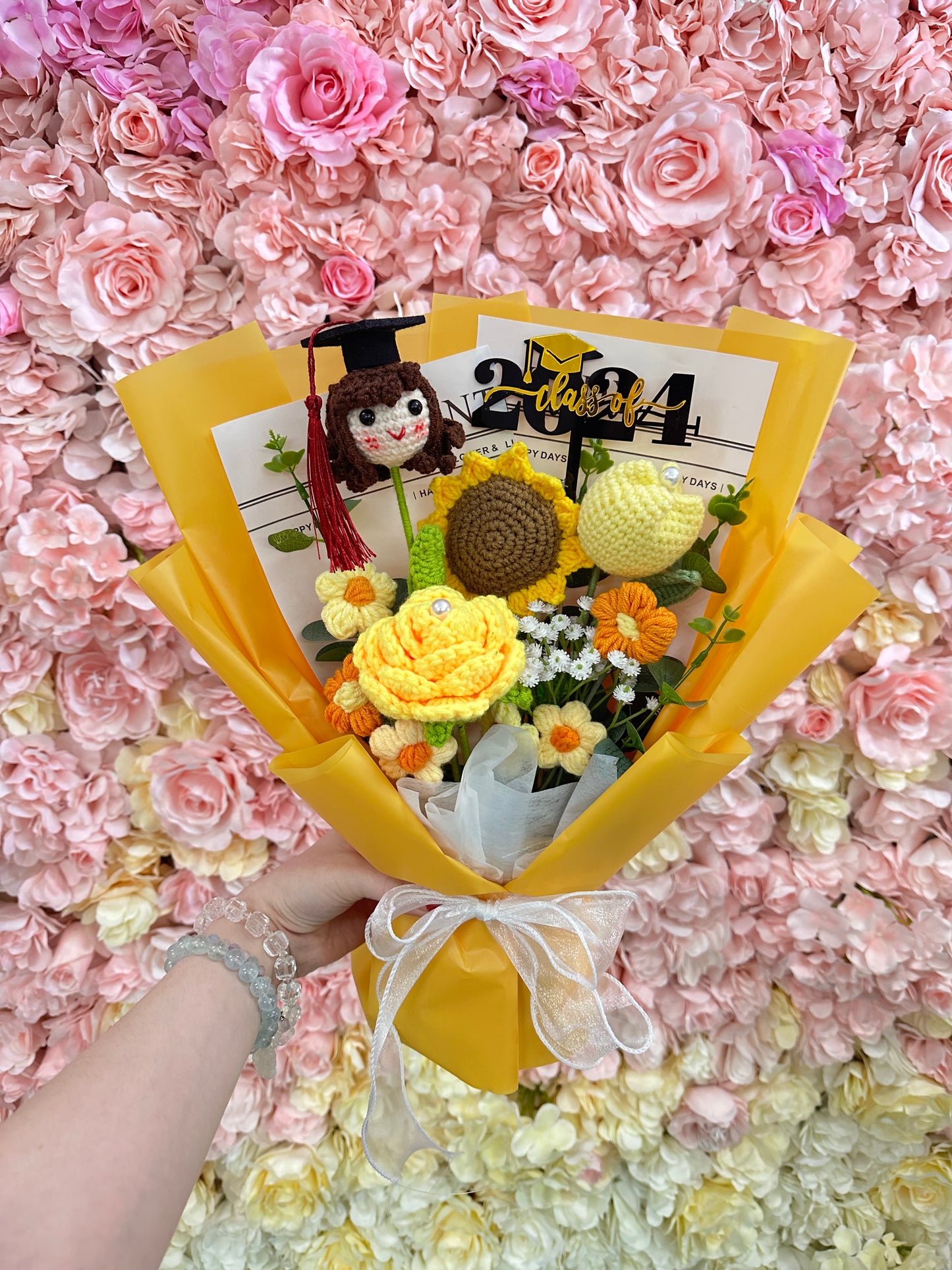 熱賣款🔥 L Size|畢業花束|畢業禮物|畢業公仔|女仔畢業帽|針織花束|人手製作|即日送花|網上訂花|觀塘花店