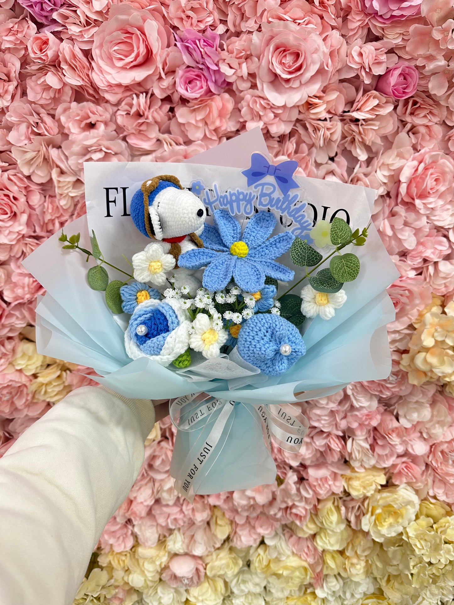 Snoopy史努比公仔花束|史諾比情人節花束|生日花束|畢業花束|卡通花束|公仔花束|生日禮物|週年紀念日花束|情人節花束|平價花店|網上訂花|觀塘花店|香港花店