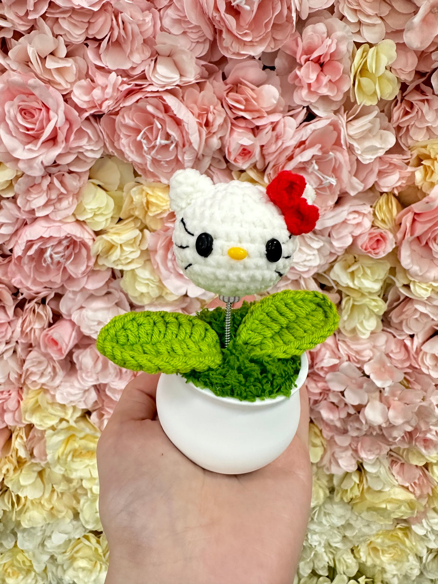 Sanrio Hello Kitty|針織小盆栽|畢業花束|畢業禮物|生活家居品味|家居小擺設|企業禮品訂製|學校團體小禮物|公司紀念品|廣告贈品|禮品訂製|網上訂花|觀塘花店