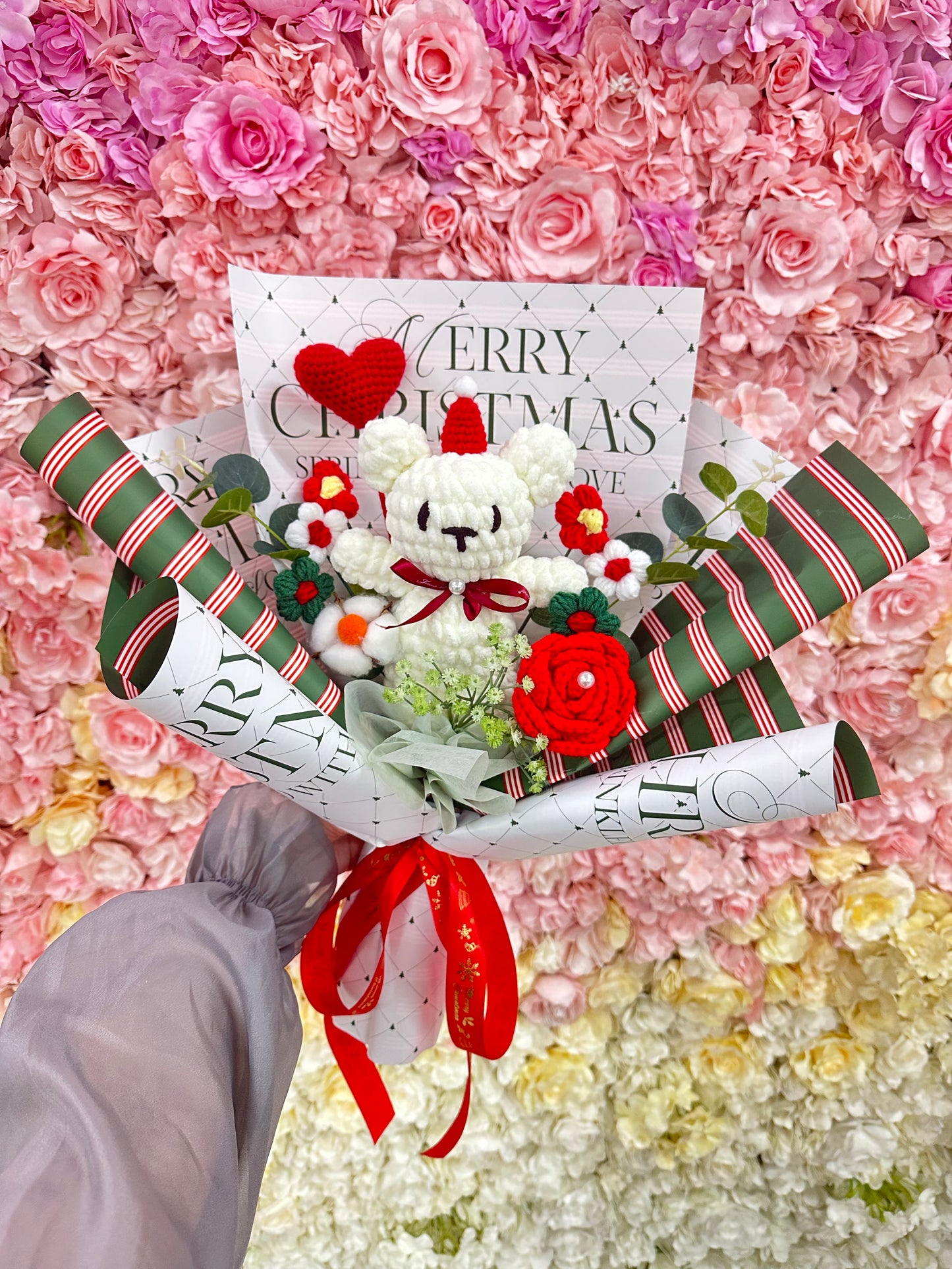 *只有一束🐻❄️冬天熊仔聖誕花束|聖誕節花束|聖誕花|聖誕禮物|聖誕節禮物|聖誕樹盆栽|2024聖誕禮物推薦|交換禮物|聖誕送咩禮物推介|網上花店|觀塘花店|香港花店