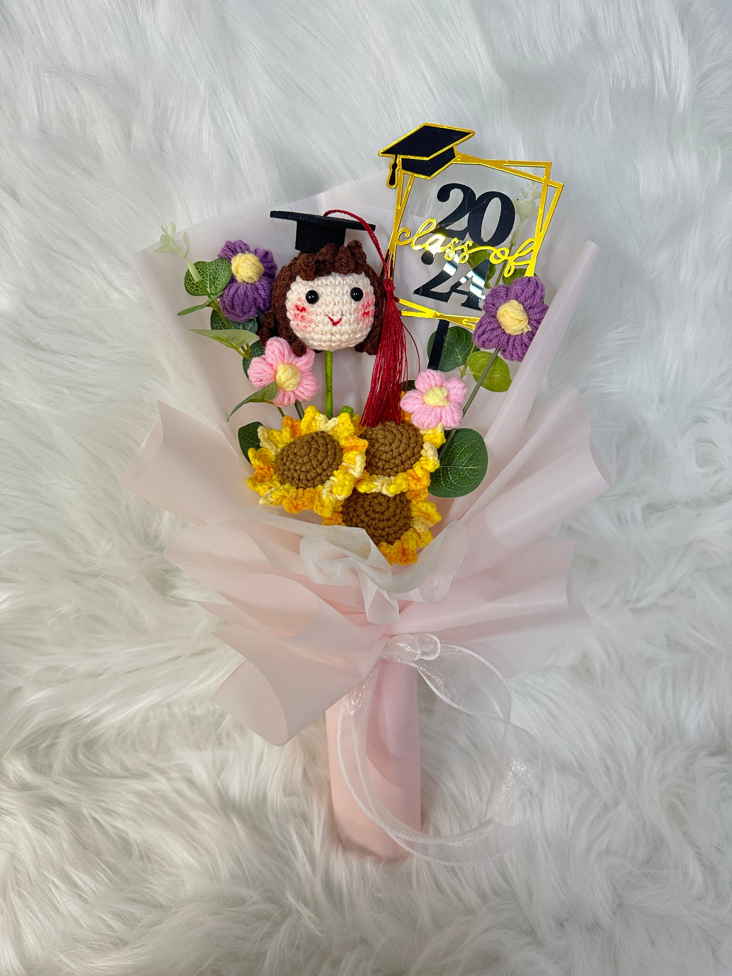 淺粉色|畢業女仔頭|太陽花|向日葵|畢業花束|畢業禮物|針織花 編織花束|人手製作|觀塘花店