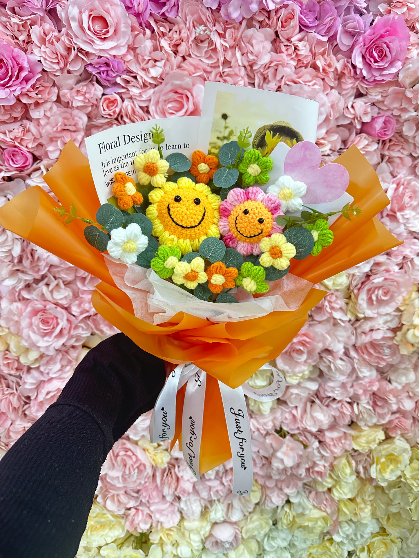 彩虹笑臉太陽花|畢業花束|畢業花|畢業禮物|Farewell 花束|情人節花束|感謝花束|升職花束|生日花束|週年紀念日花束|情人節禮物|公仔花束|即日送花|平價花店|網上花店推介|網上訂花|香港花店|觀塘花店