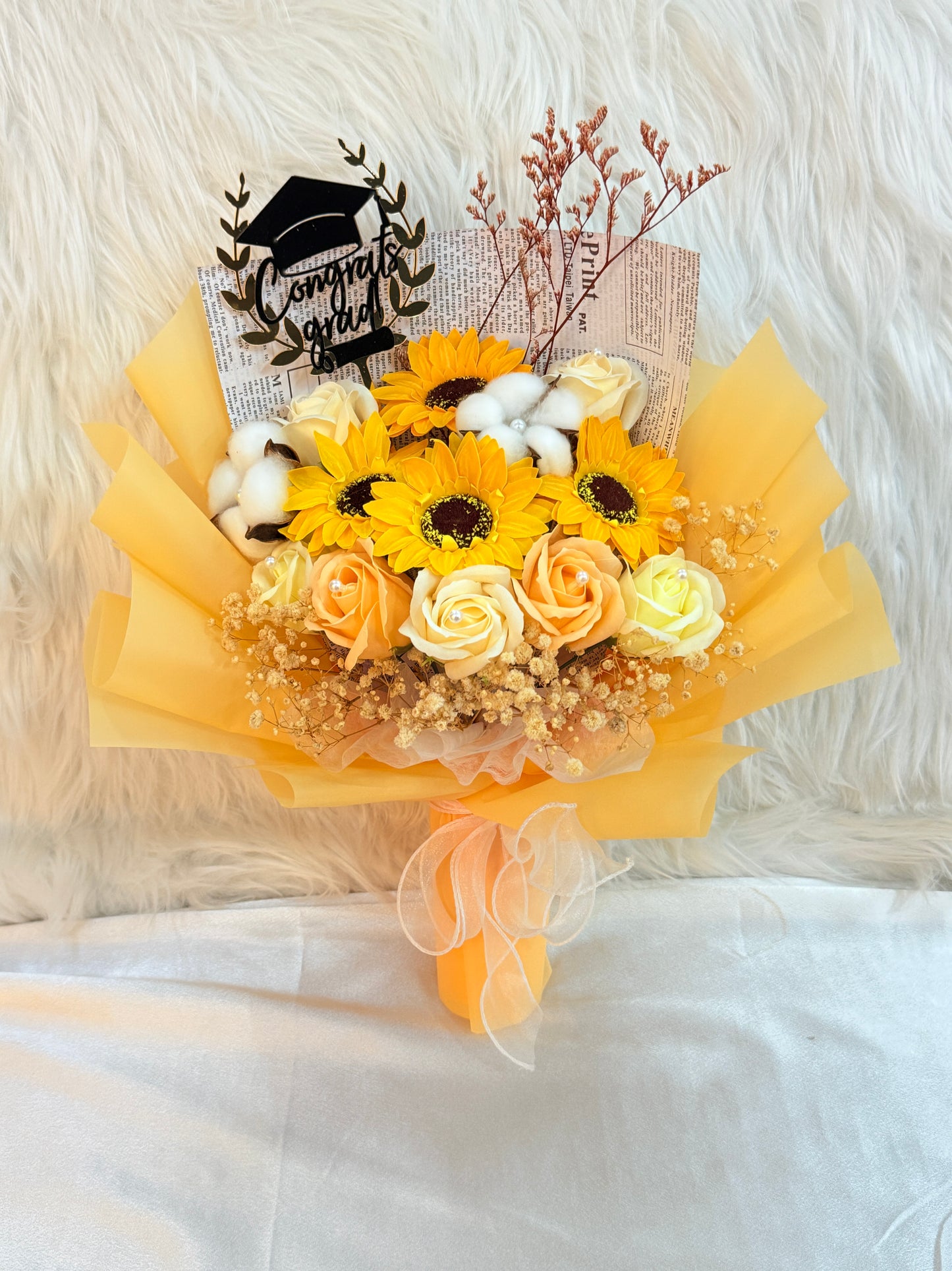 太陽花向日葵🌻玫瑰皂花|香皂花|肥皂花|番梘花|乾燥花|乾花|乾花花束|玫瑰花|畢業花束|畢業禮物|畢業花|幼稚園畢業 小學畢業 中學畢業 大學畢業花束|網上花店|香港花店|即日送花|觀塘花店