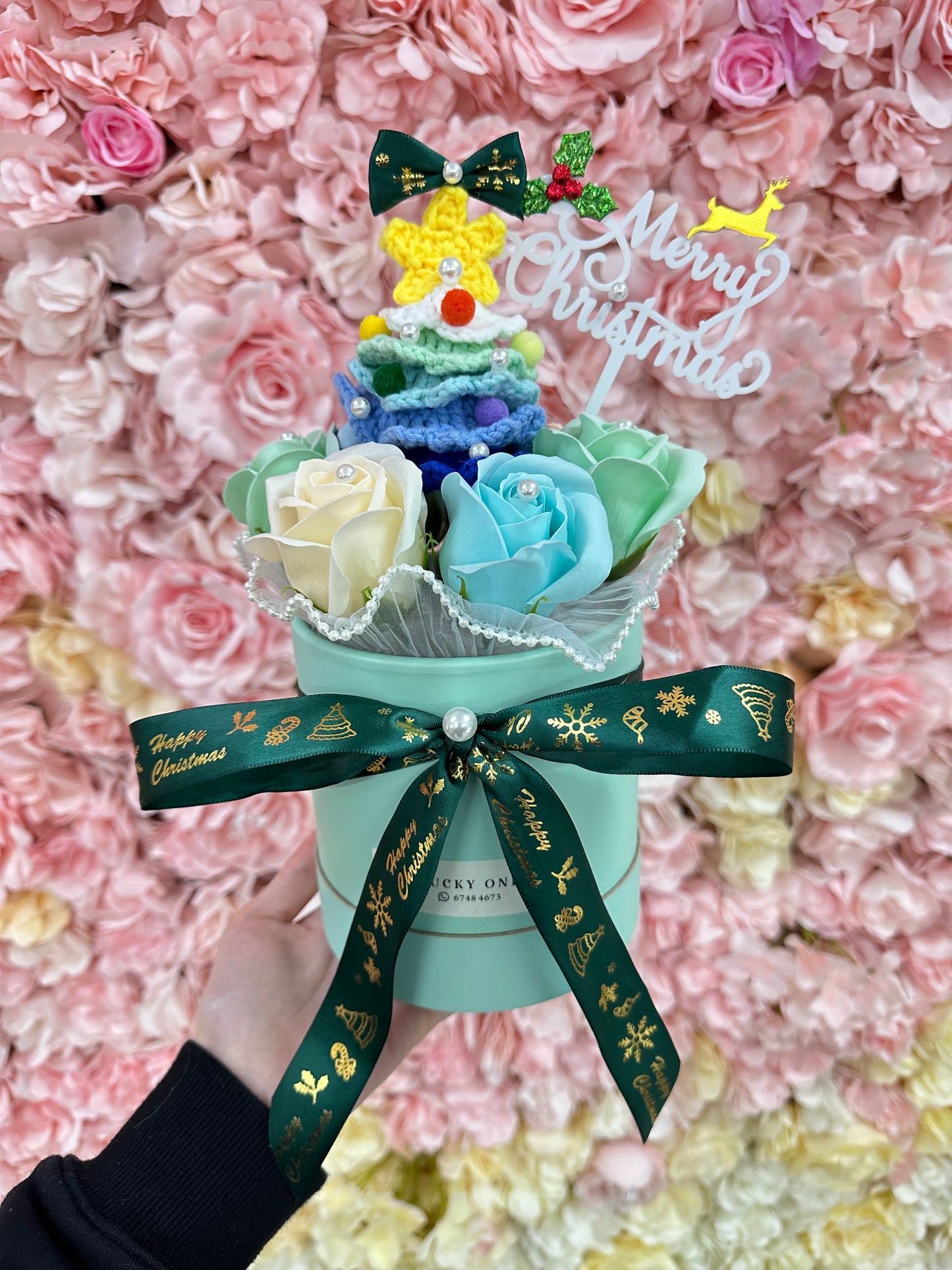 #藍色💙聖誕樹皂花花桶｜聖誕花束｜聖誕節花束｜聖誕花｜聖誕禮物｜聖誕節禮物｜聖誕樹盆栽｜2024聖誕禮物推薦｜交換禮物｜聖誕送咩禮物推介｜網上花店｜觀塘花店｜香港花店