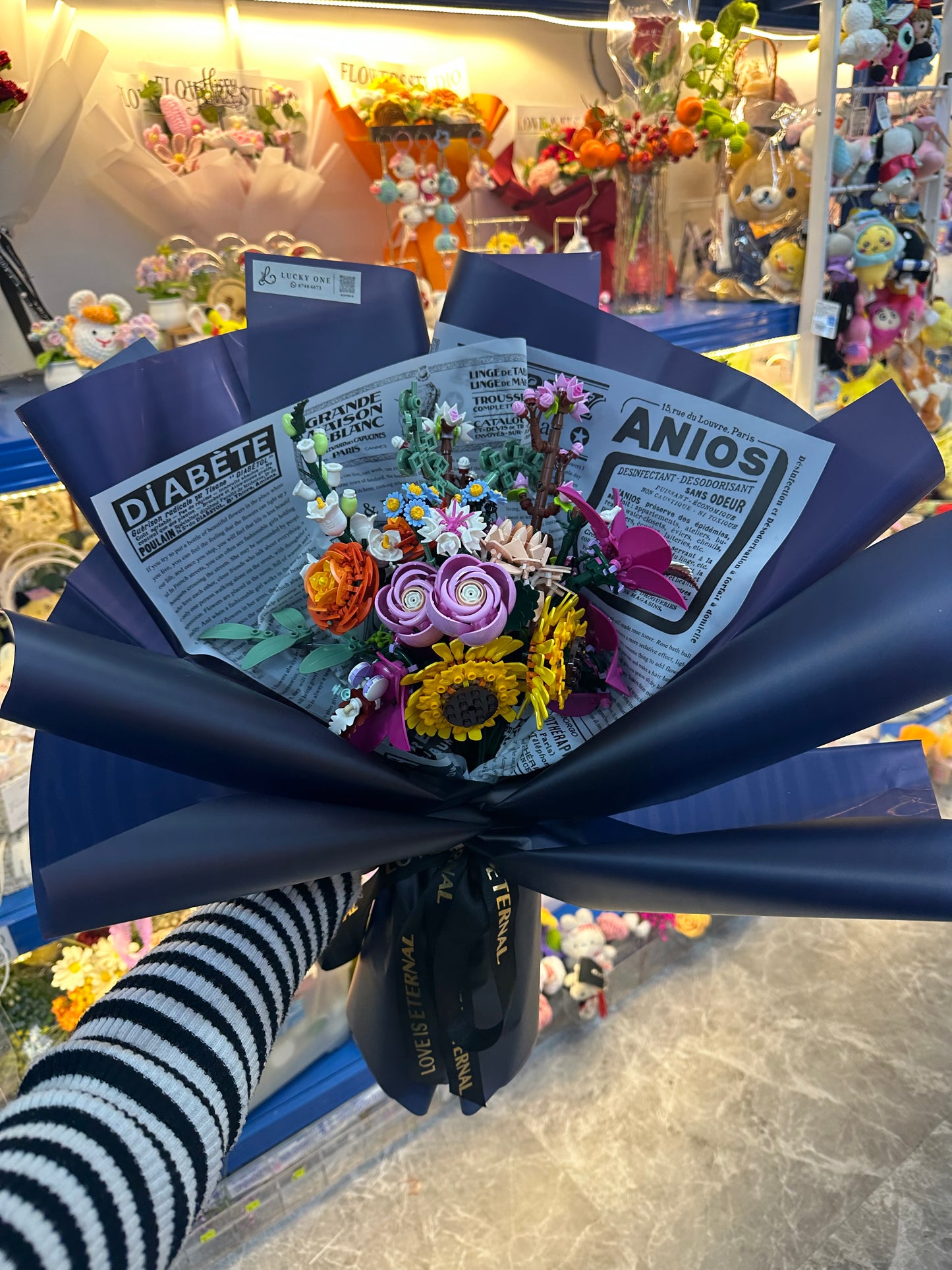 【訂製服務】（非現貨）積木樂高LEGO花束｜客製花束｜ 訂製花束 $298起🔥｜客製禮物｜創意花束｜訂製公仔花束｜生日花束｜畢業花束｜週年紀念日花束｜情人節花束｜升職榮休Farewell 花束｜創意禮物｜網上訂花｜觀塘花店｜香港花店
