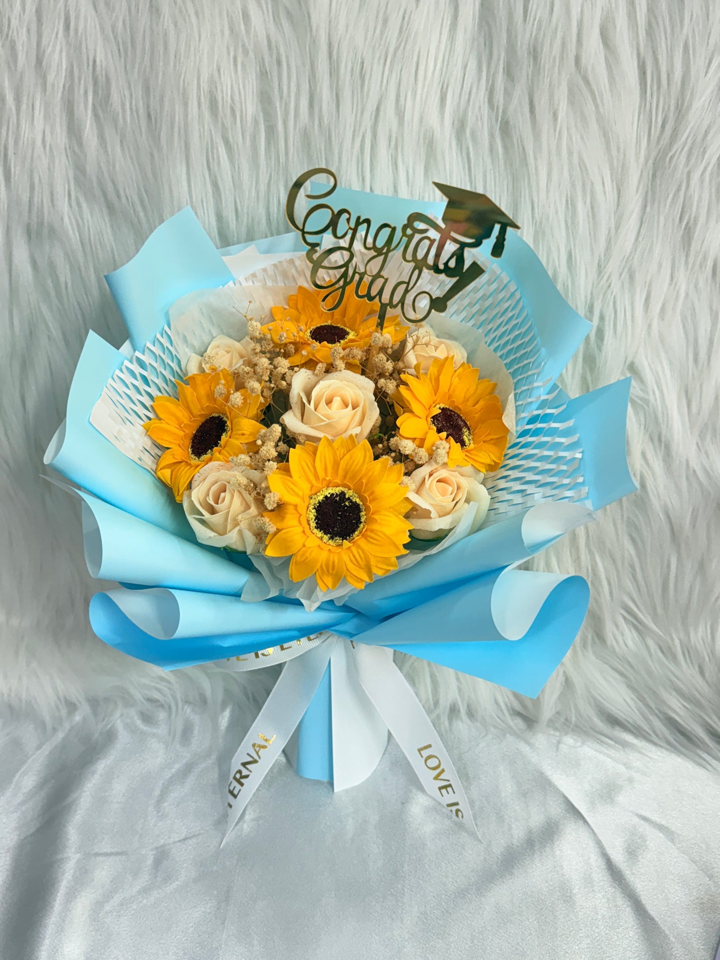 太陽花玫瑰皂花｜小花束送老師｜教師日｜謝師宴｜香皂花｜肥皂花｜番梘花｜乾燥花｜乾花｜乾花花束｜玫瑰花｜畢業花束｜畢業禮物｜畢業花｜幼稚園畢業 小學畢業 中學畢業 大學畢業花束｜網上花店｜香港花店｜即日送花｜觀塘花店