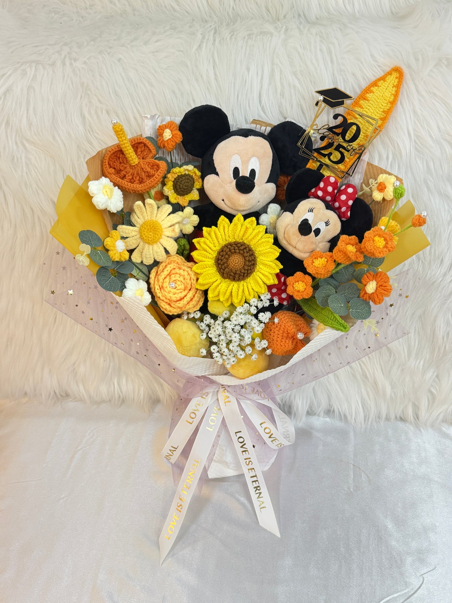 【訂製服務】（非現貨）正版Disney迪士尼米奇米妮公仔花束｜客製花束｜ 訂製花束 $298起🔥｜客製禮物｜創意花束｜訂製公仔花束｜生日花束｜畢業花束｜週年紀念日花束｜情人節花束｜升職榮休Farewell 花束｜創意禮物｜網上訂花｜觀塘花店｜香港花店
