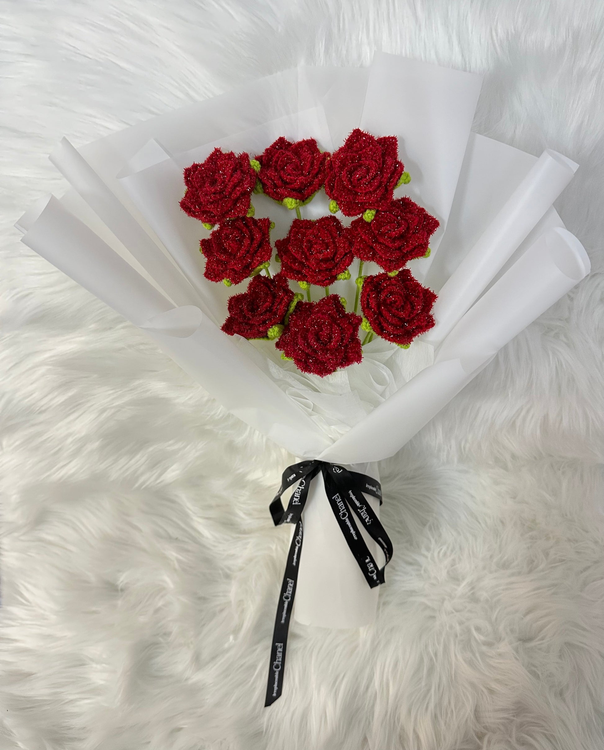 玫瑰花園🌹3朵/ 9朵｜網上訂花｜針織花束｜生日花束｜週年紀念日花束｜情人節花束｜送女朋友禮物｜感謝Farewell花束｜畢業花束｜即日送花｜網上花店｜香港花店｜觀塘花店