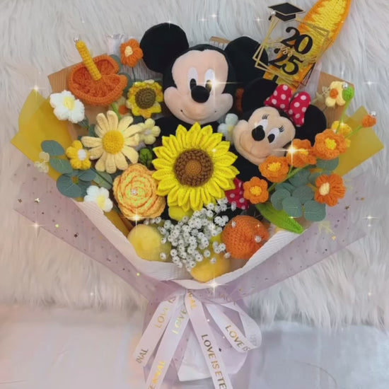 【訂製服務】Disney迪士尼米奇米妮公仔花束（非現貨）｜客製花束｜ 訂製花束 $298起🔥｜客製禮物｜創意花束｜訂製公仔花束｜生日花束｜畢業花束｜週年紀念日花束｜情人節花束｜升職榮休Farewell 花束｜創意禮物｜網上訂花｜觀塘花店｜香港花店