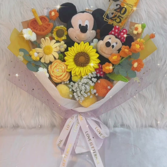 【訂製服務】Disney迪士尼米奇米妮公仔花束（非現貨）｜客製花束｜ 訂製花束 $298起🔥｜客製禮物｜創意花束｜訂製公仔花束｜生日花束｜畢業花束｜週年紀念日花束｜情人節花束｜升職榮休Farewell 花束｜創意禮物｜網上訂花｜觀塘花店｜香港花店